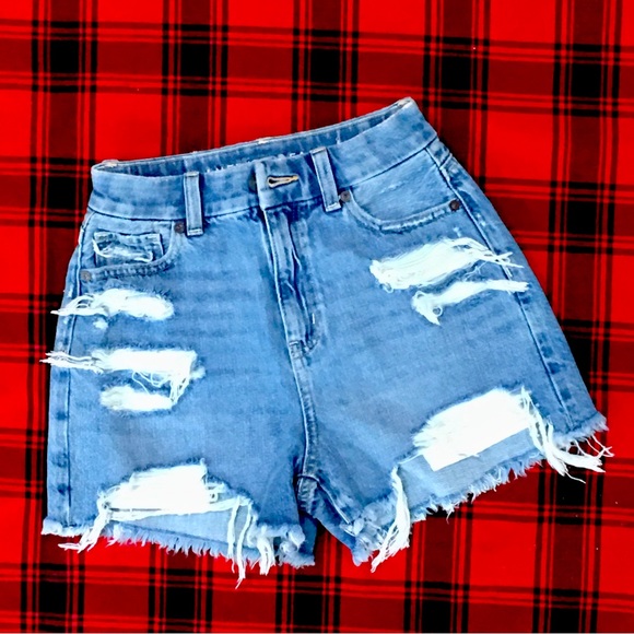 American Eagle denim distressed jean shorts high rise mom frayed
